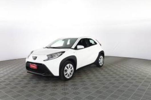 usato TOYOTA Aygo X