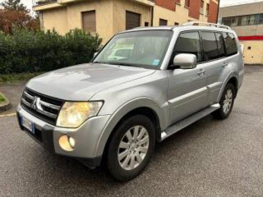 usato MITSUBISHI Pajero