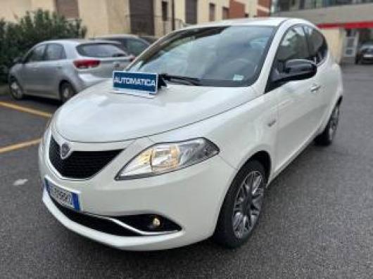 usato LANCIA Ypsilon