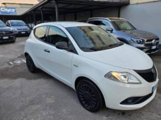 usato LANCIA Ypsilon