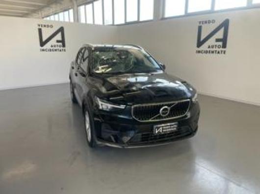 usato VOLVO XC40