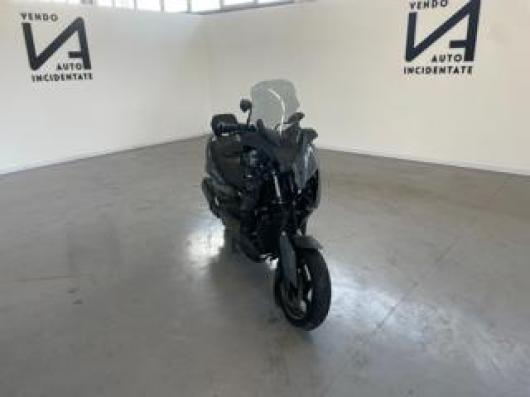 usato YAMAHA X MAX 300