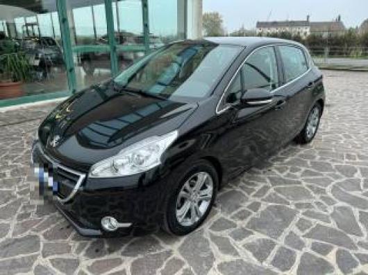 usato PEUGEOT 208