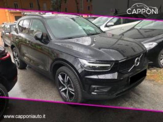 usato VOLVO XC40