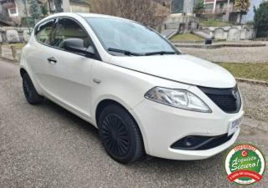 usato LANCIA Ypsilon