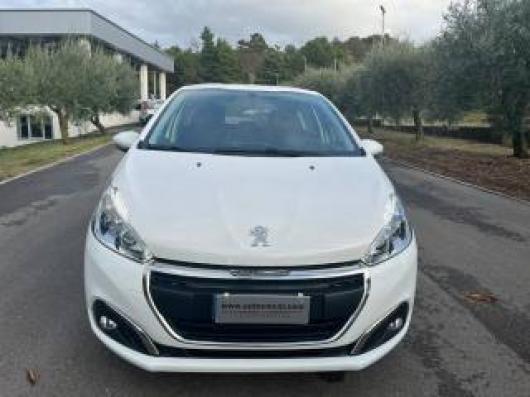 usato PEUGEOT 208