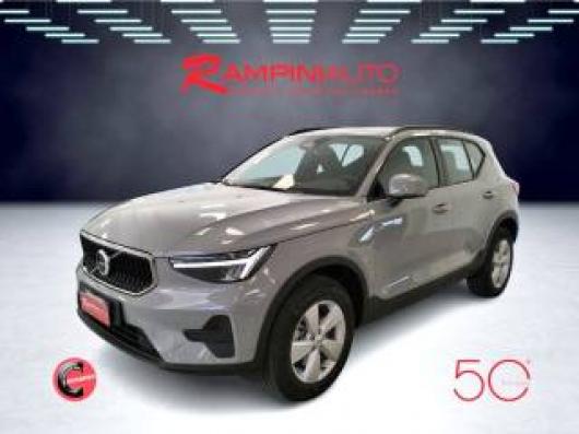 nuovo VOLVO XC40