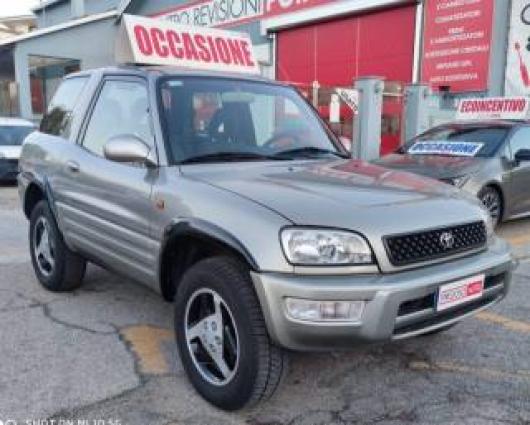 usato TOYOTA RAV 4 MY23