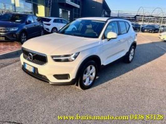 usato VOLVO XC40