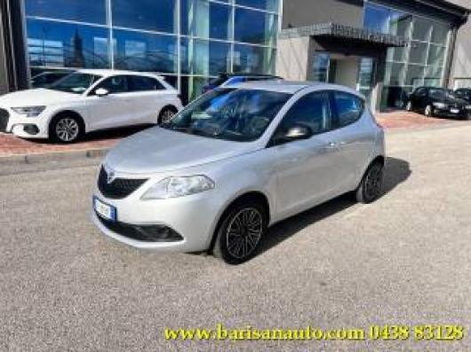 usato LANCIA Ypsilon