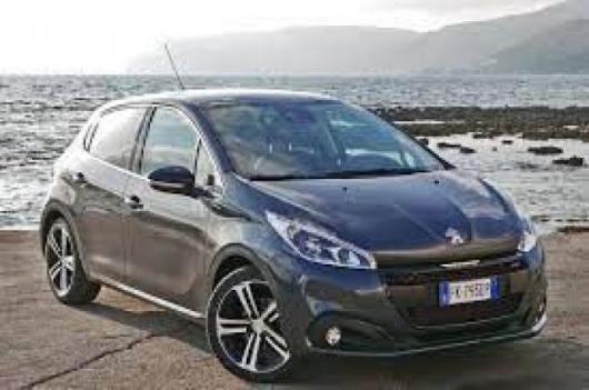 usato PEUGEOT 208