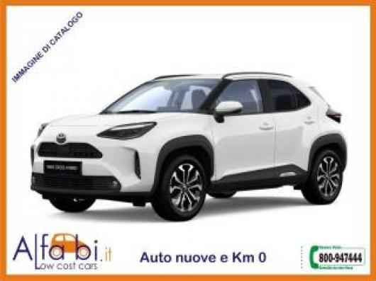 nuovo TOYOTA Yaris Cross