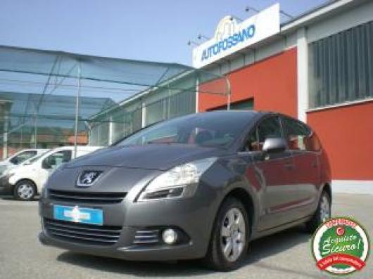 usato PEUGEOT 5008