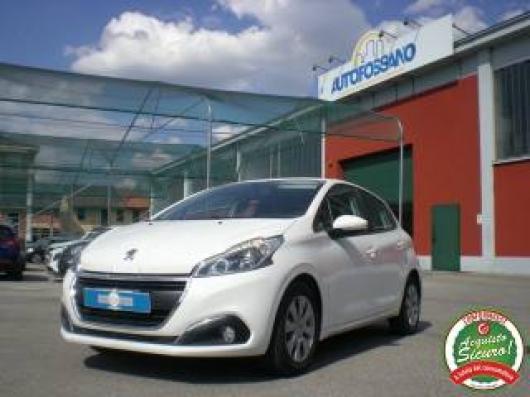 usato PEUGEOT 208