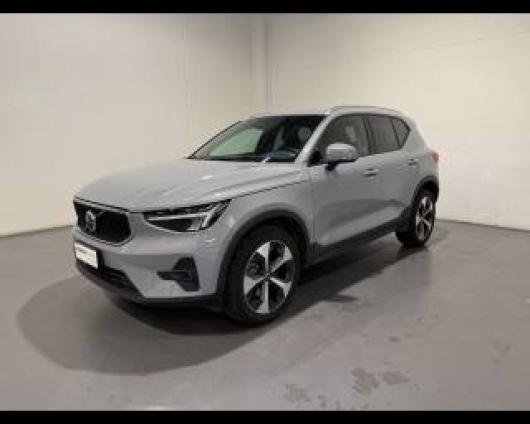 usato VOLVO XC40