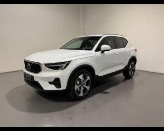 usato VOLVO XC40