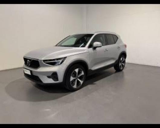 usato VOLVO XC40