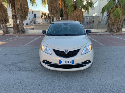 usato LANCIA Ypsilon