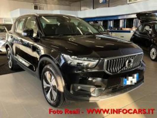 usato VOLVO XC40