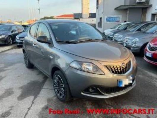 usato LANCIA Ypsilon