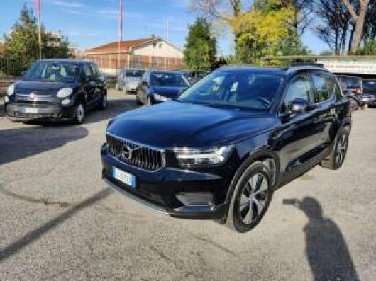 usato VOLVO XC40