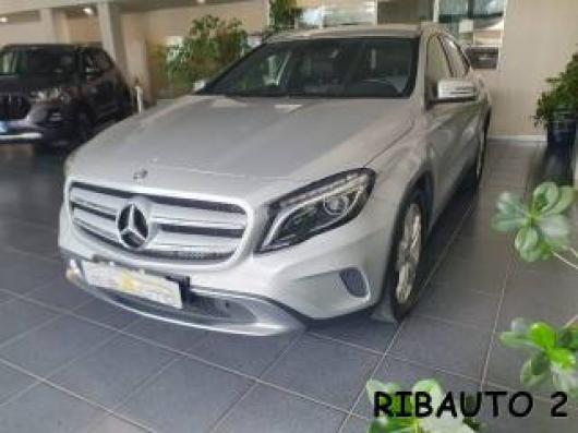 usato MERCEDES GLA 220