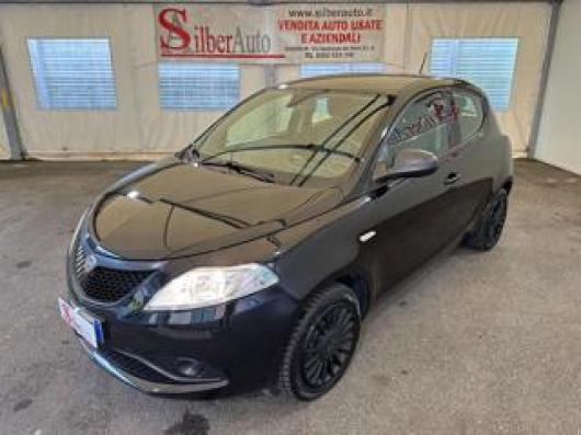 usato LANCIA Ypsilon