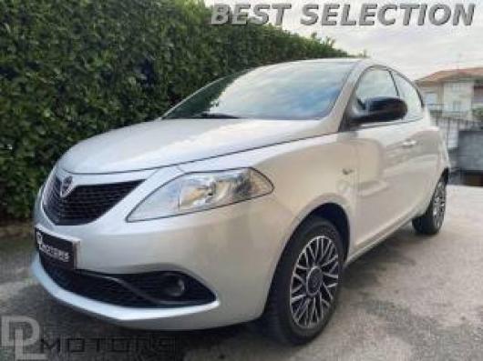 usato LANCIA Ypsilon