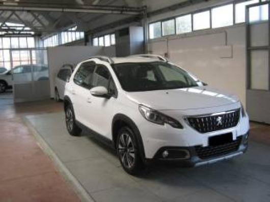 usato PEUGEOT 2008