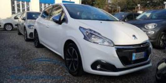 usato PEUGEOT 208