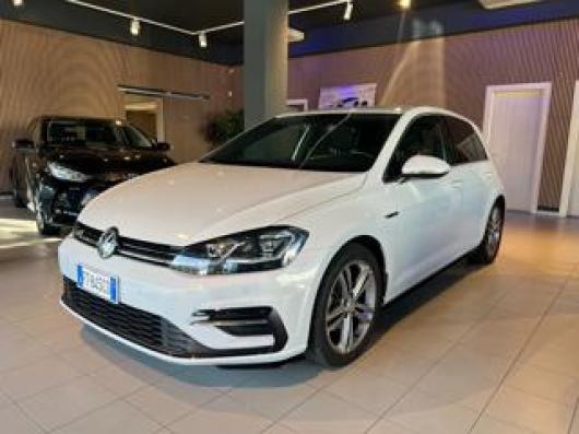 usato VOLKSWAGEN Golf