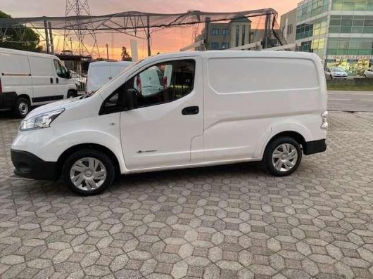 usato NISSAN e NV200