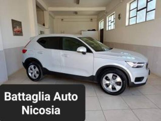 usato VOLVO XC40