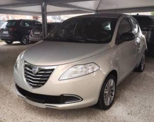 usato LANCIA Ypsilon