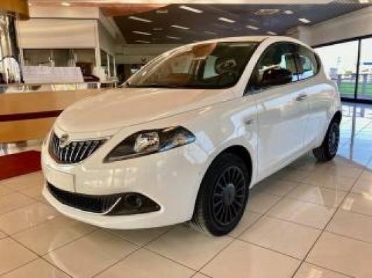 usato LANCIA Ypsilon