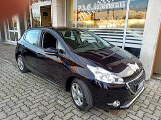 usato PEUGEOT 208