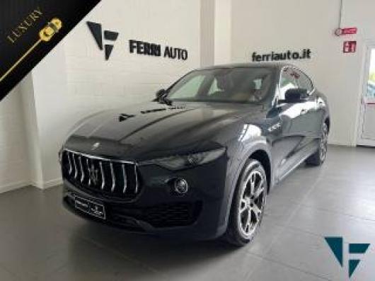 usato MASERATI Levante