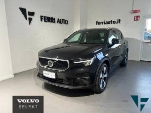 usato VOLVO XC40