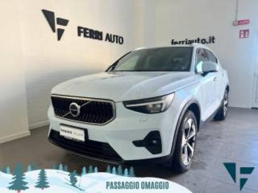 usato VOLVO XC40