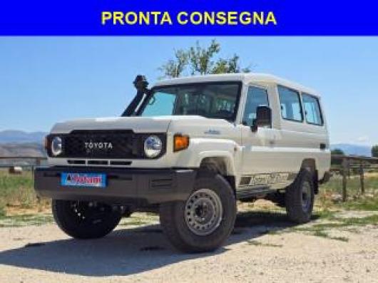 nuovo TOYOTA Land Cruiser