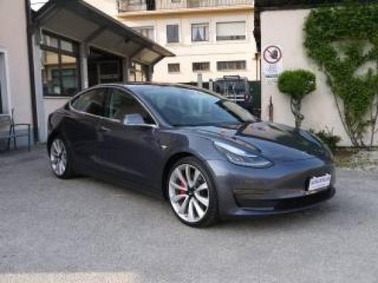 usato TESLA Model 3