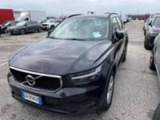 usato VOLVO XC40