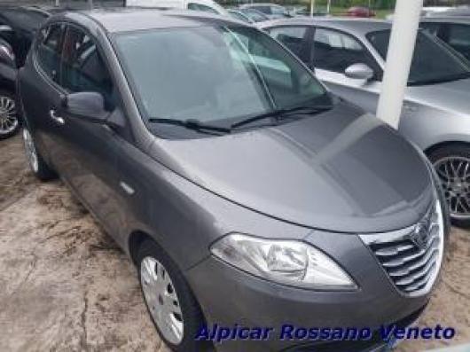 usato LANCIA Ypsilon