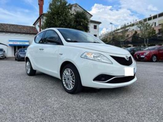 usato LANCIA Ypsilon