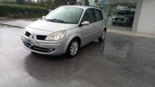 usato RENAULT Scenic