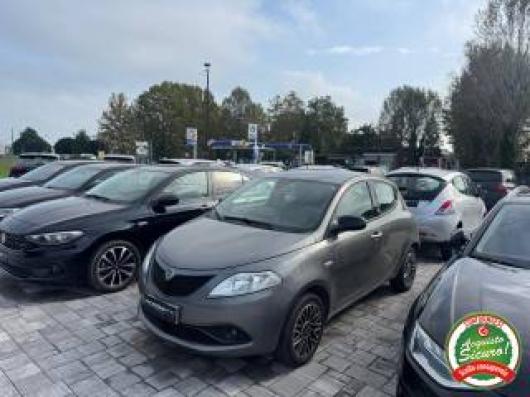 usato LANCIA Ypsilon