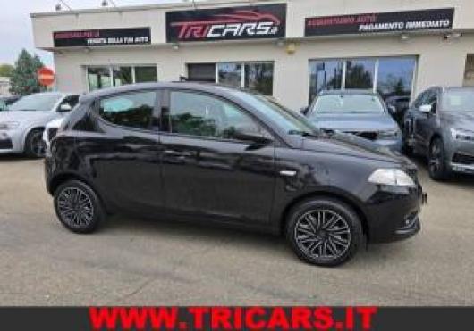 usato LANCIA Ypsilon