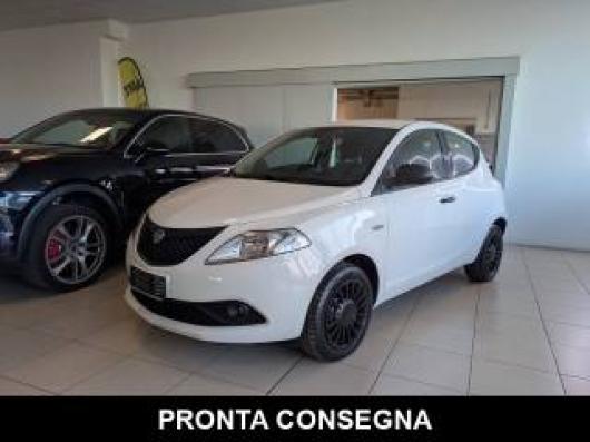 usato LANCIA Ypsilon