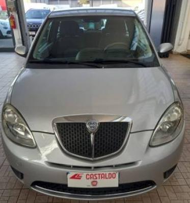 usato LANCIA Ypsilon