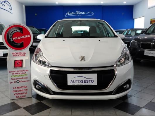 usato PEUGEOT 208